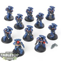 Space Marines - 10 x Intercessors - teilweise bemalt