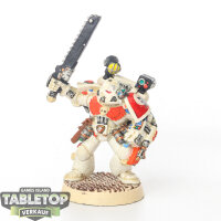 Space Marines - Apothecary klassisch - bemalt