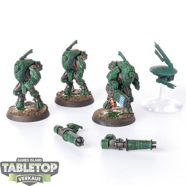 Tau Empire - 3 x Stealth Battlesuits - bemalt