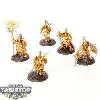 Adeptus Custodes - 5 x Custodian Guard Squad - teilweise...