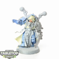 Dark Angels - Librarian klassisch - teilweise bemalt