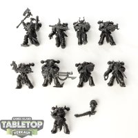 Chaos Space Marines - 9 Chaos Space Marines - grundiert