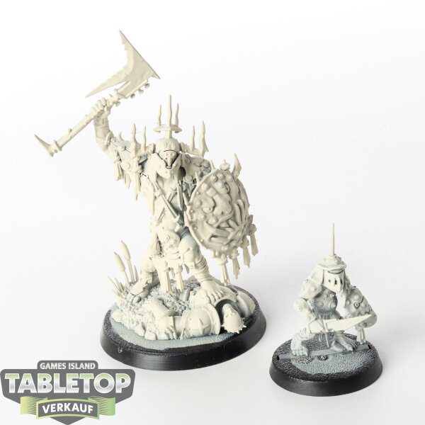 Orruk Warclans - Killaboss with Stab-grot - grundiert