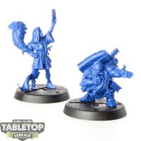 Blood Bowl - 2x Elf and Dwarf Biased Referees - unbemalt