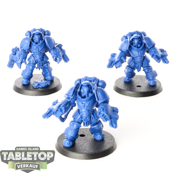 Space Marines - 3 x Primaris Aggressors - unbemalt