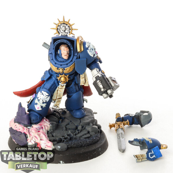 Space Marines - Captain in Terminator Armour - bemalt