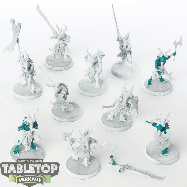 Disciples of Tzeentch - 10x Tzaangors - teilweise bemalt