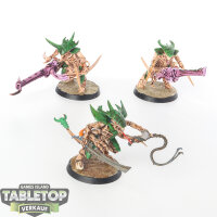 Tyraniden - 3 x Tyranid Warriors - teilweise bemalt