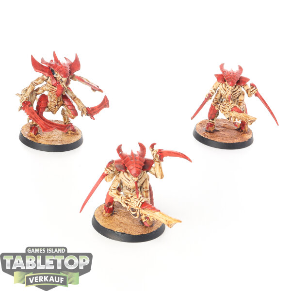 Tyraniden - 3 x Tyranid Warriors - teilweise bemalt