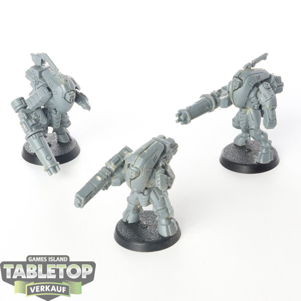 Tau Empire - 3 x Stealth Battlesuits - unbemalt