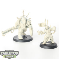 Blackstone Fortress - 2x Traitor Commissar & Ogryn  -...