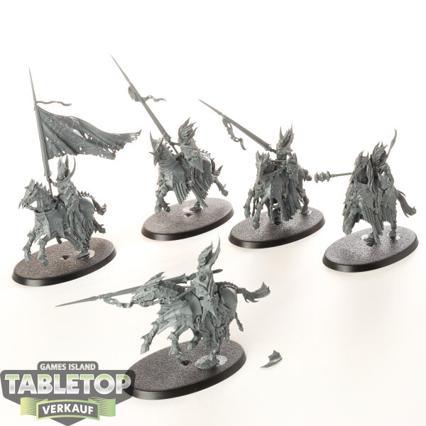 Soulblight Gravelords - 5 Blood Knights - unbemalt