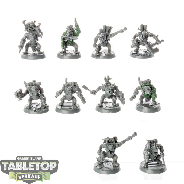 Orks - 10 x Ork Boyz - teilweise bemalt