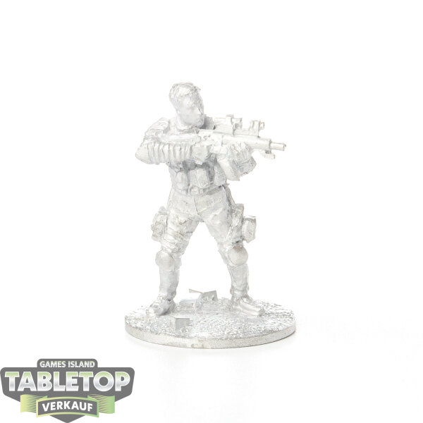 Miniaturen - Terminator Genisys Kyle Reese 28mm Miniature - Limited Edition - unbemalt