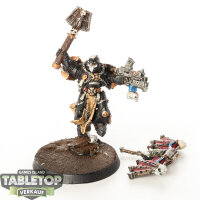 Space Marines - Chaplain with Jump Pack - bemalt