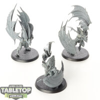 Flesh-eater Courts - 3 x Crypt Flayers - unbemalt