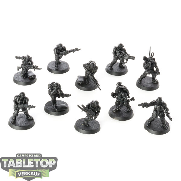 Astra Militarum - 10x Cadian Shock Troops - grundiert