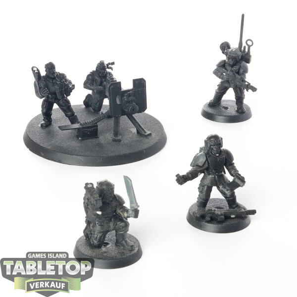 Astra Militarum - 5 x Troops klassisch - grundiert