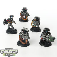 Space Marines - 5 Devastator Squad - bemalt