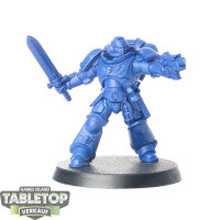 Space Marines - Primaris Lieutenant with Power Sword...