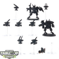 Tau Empire - 2 x XV8 Crisis Battlesuit Team - grundiert