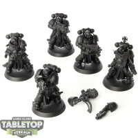 Black Templars - 5x Sternguard Veteran Squad - grundiert