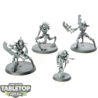 Necrons - 3x Skorpekh Destroyers - grundiert
