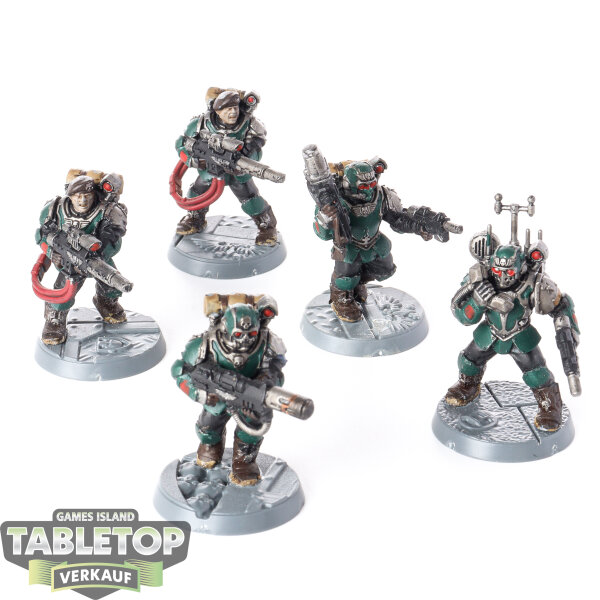 Astra Militarum - 5x Militarum Tempestus Scions - bemalt