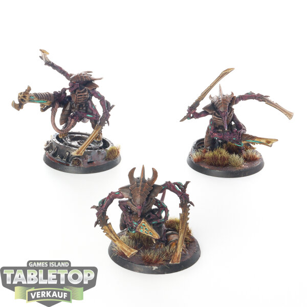 Tyraniden - 3 x Tyranid Warriors - bemalt