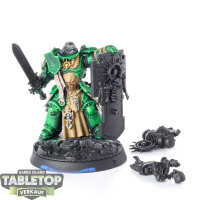 Space Marines - Captain with Relic Shield - teilweise bemalt