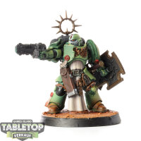 Space Marines - Lieutenant with Storm Shield - bemalt