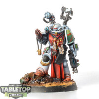 Space Marines - Apothecary - bemalt