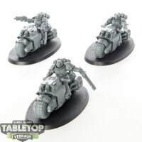 Space Marines - 3x Outriders - unbemalt