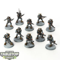 Astra Militarum - 10 x Cadian Shock Troops - bemalt