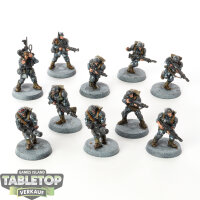 Astra Militarum - 10 x Cadian Shock Troops - bemalt