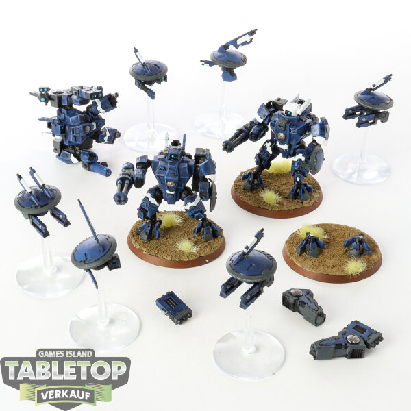 Tau Empire - 3 x XV8 Crisis Battlesuit Team - bemalt