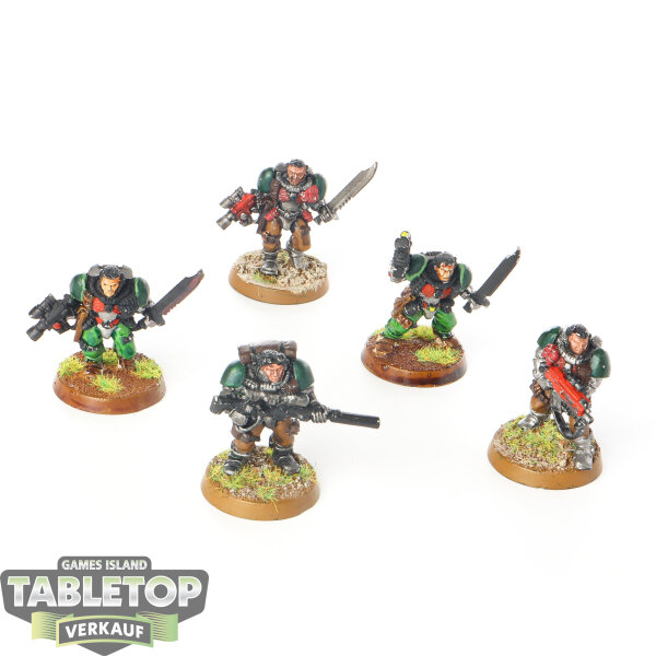 Space Marines - 5x Scouts Klassisch - bemalt