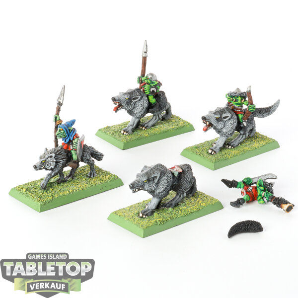 Orc & Goblin Tribes - 4x Goblin Wolf RIders klassisch - bemalt