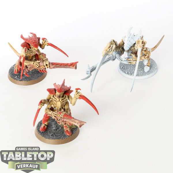 Tyraniden - 3 x Tyranid Warriors - teilweise bemalt