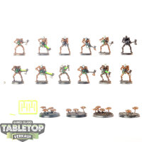 Necrons - 12 x Necron Warriors klassisch - teilweise bemalt