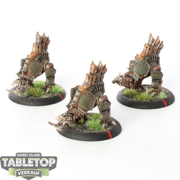 Cryx - 2 Deathripper, 1x Defiler - bemalt