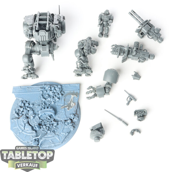 Space Marines - Invictor Tactical Warsuit - teilweise gebaut