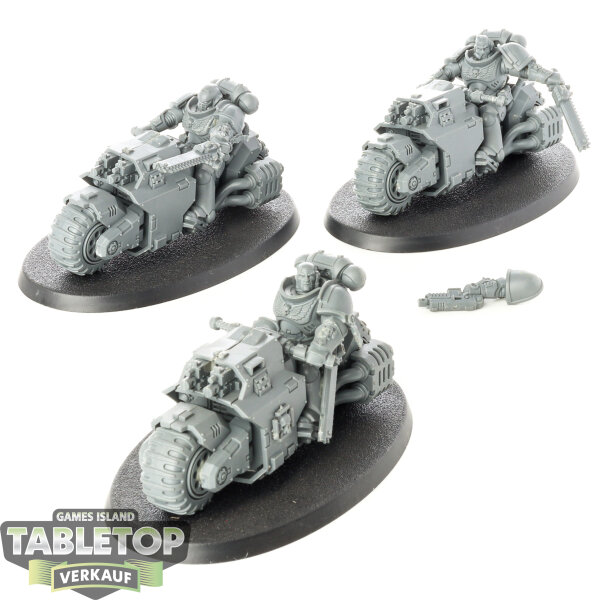 Blood Angels - 3 x Outriders - unbemalt