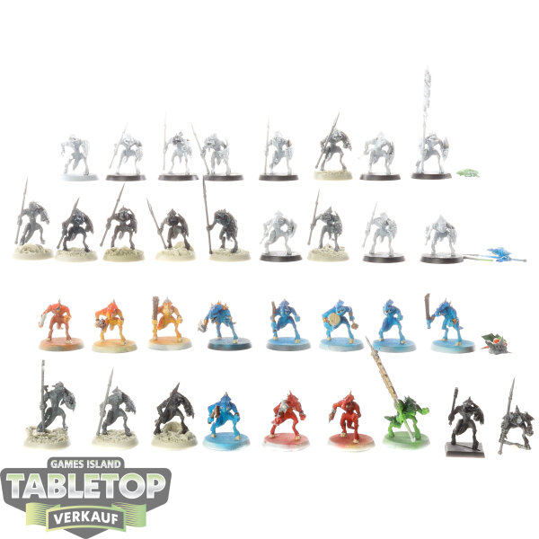 Lizardmen - 34 x Saurus Warrior - teilweise bemalt