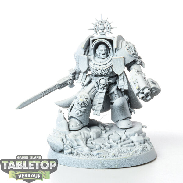 Space Marines - Captain in Terminator Armour - grundiert