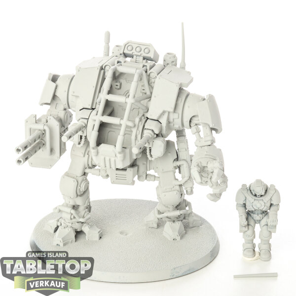 Space Wolves - Invictor Tactical Warsuit - grundiert