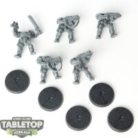 Space Marines - 5x Scouts klassisch - unbemalt
