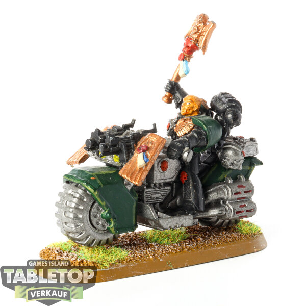 Dark Angels - Ravenwing Chaplain on Bike - bemalt
