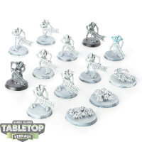 Necrons - 10 Necron Warriors & 3 Scarabs - teilweise...