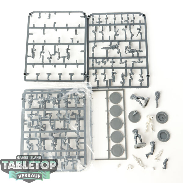 Sonstige - 10 Warpath Universe Enforcer Strike Team - im Gussrahmen